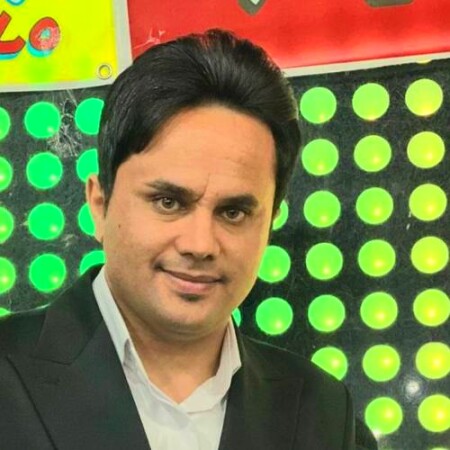 دانلود آهنگ حسین فروهر سر مزارت میبارم اشک و بارون
