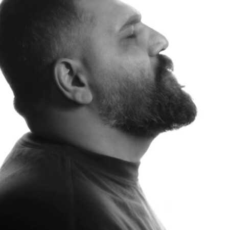وحید موسوی تین ۲