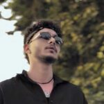 دانلود آهنگ چشمات منو عاشق کرد نیمه ی منو کامل کرد از امیر هاکان